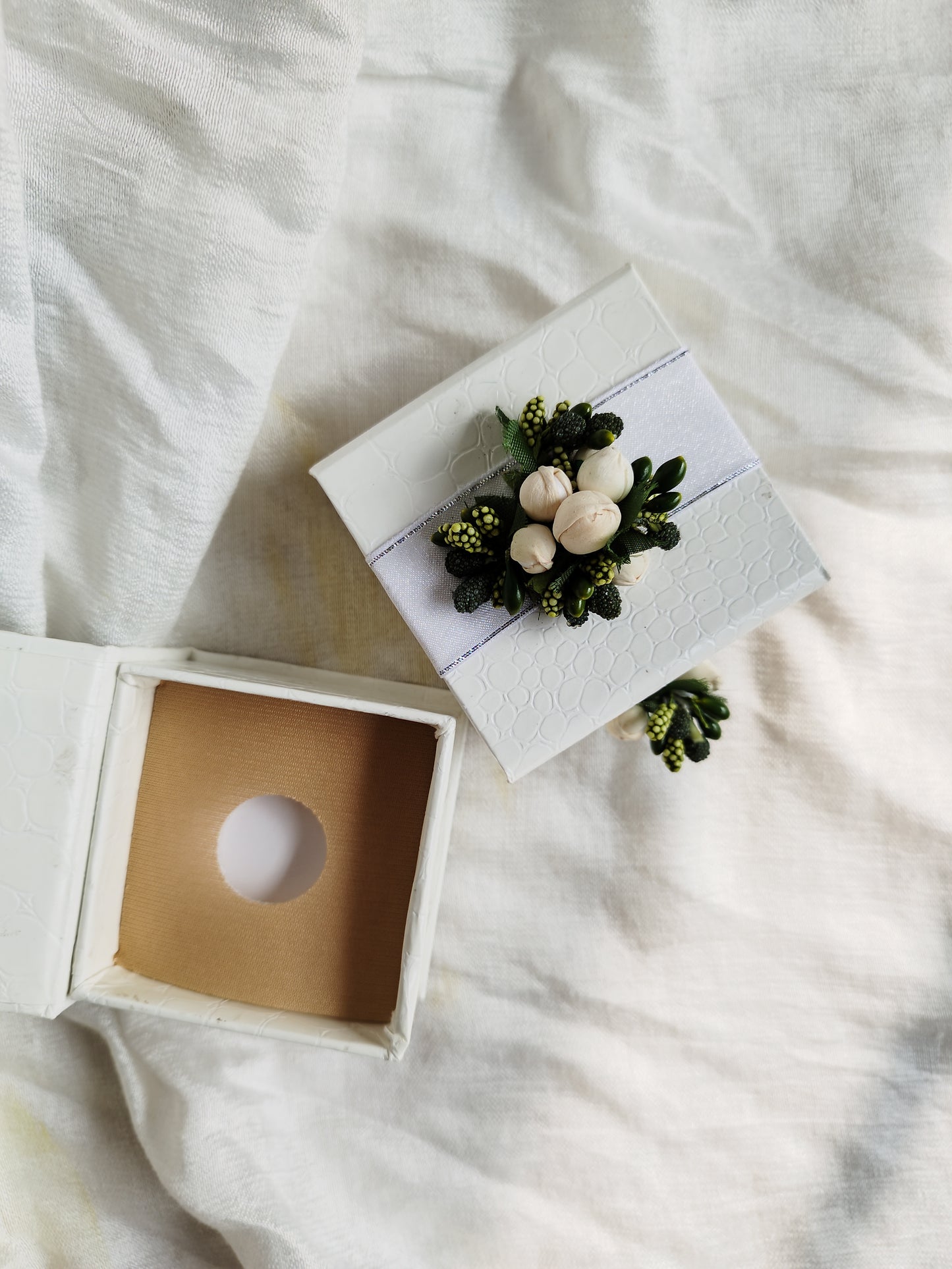 Artificial Green Floral Coin Box