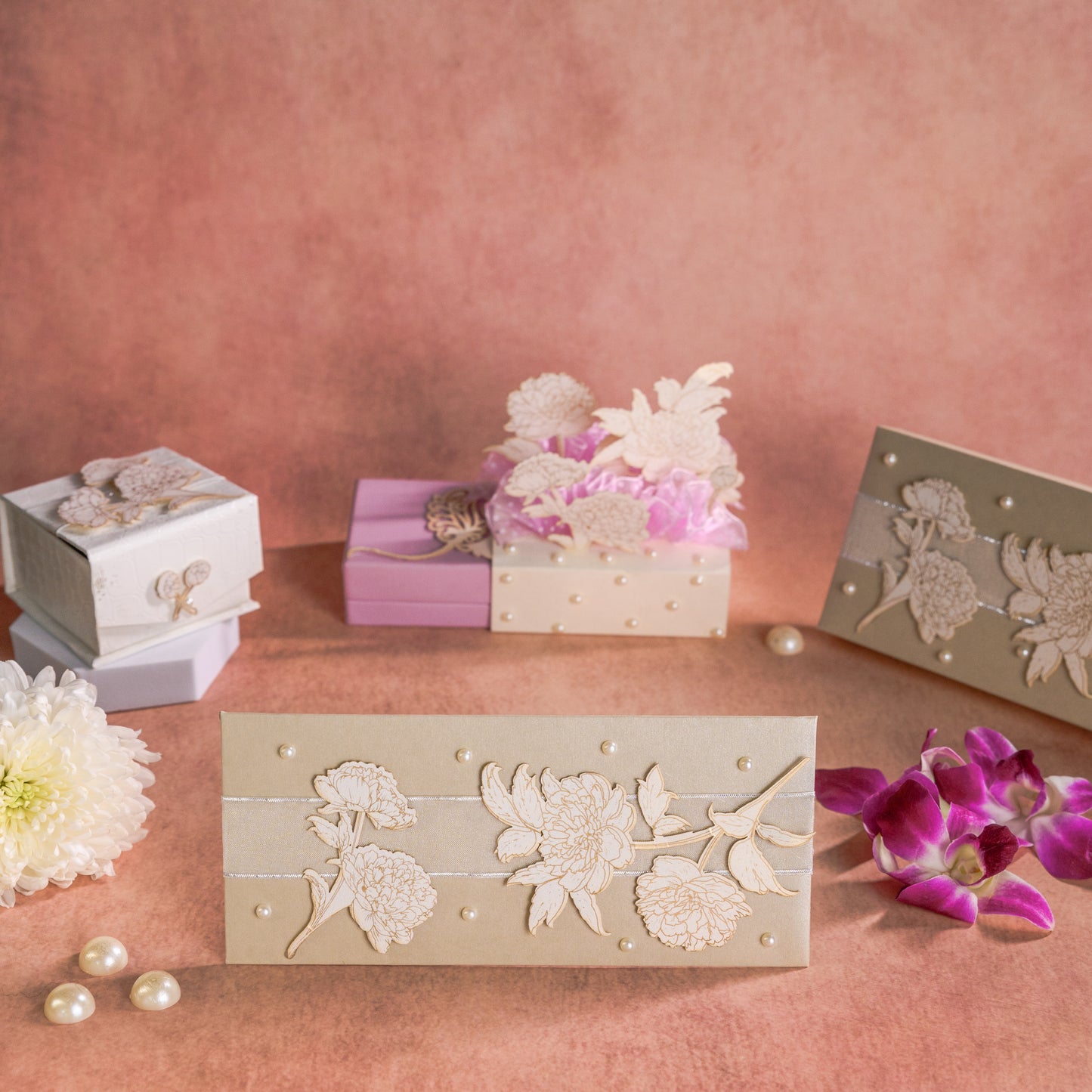 Gold print cutting motifs set