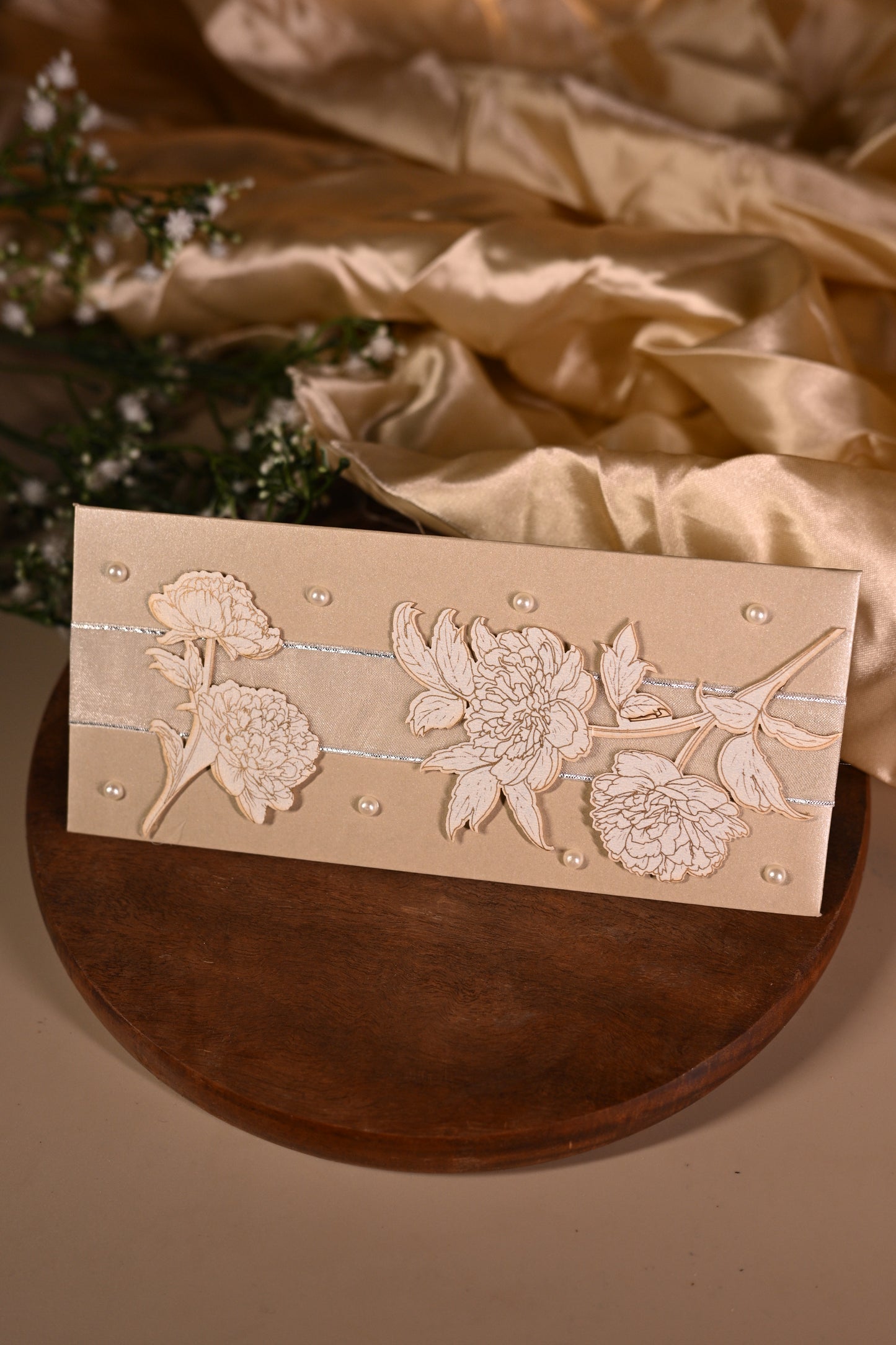 Elegant Floral Silver envelop with ribbon set-10