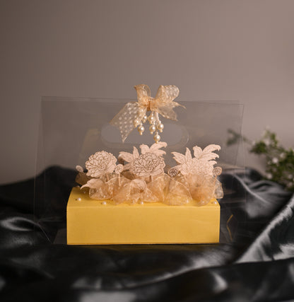 3D Floral Gaddi Box with transparent bag