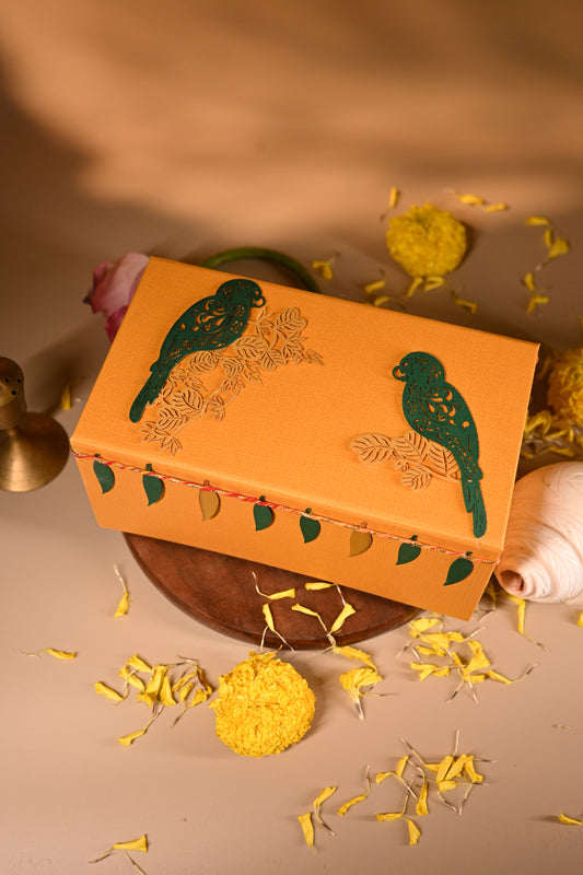 Parrot 2 jar box