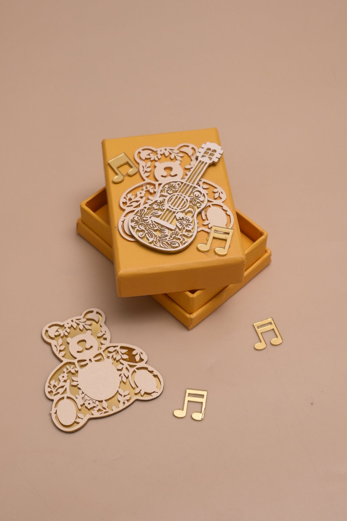 Teddy Guitar Coin Box