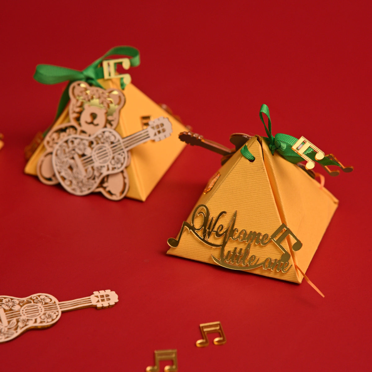 Guitar teddy Triangle coin box