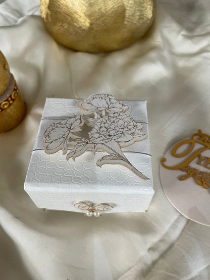 Gold print cutting motifs set