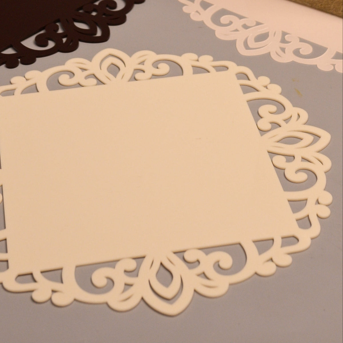 Pearl acrylic square ornate border, Placemat 