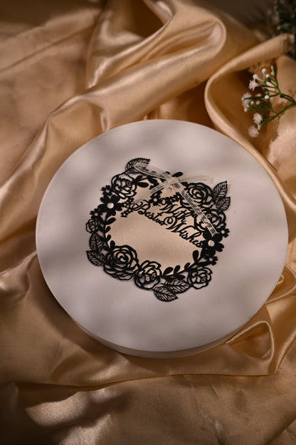 Gift tags with laser cut patchwork and floral design